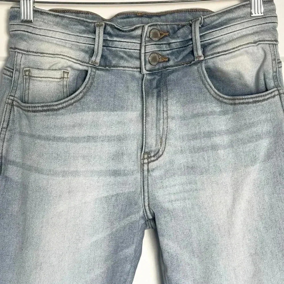 KanCan Signature Jeans Womens Size 28 High Rise Flare Light Wash Raw Hem - Picture 4 of 10